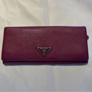 Prada Saffiano wallet